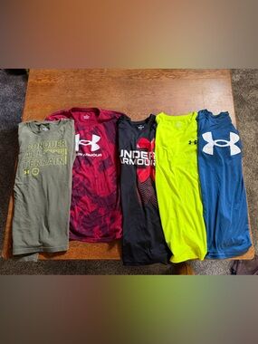 Under Armour Kids Tops - Olive, Maroon, Black, Neon Yellow, Blue